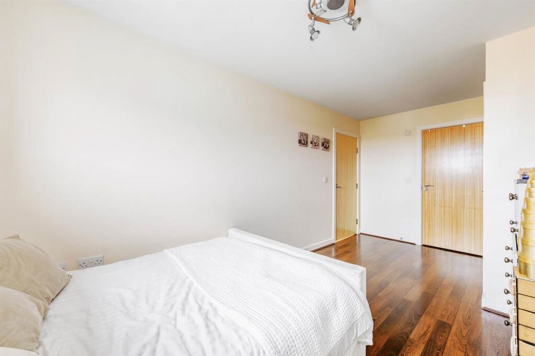 Property image 4 of 9