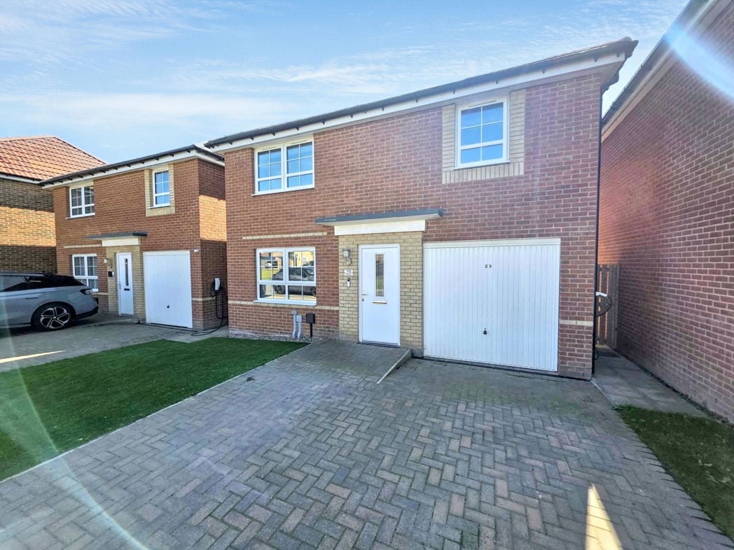 Property image 1 of 21