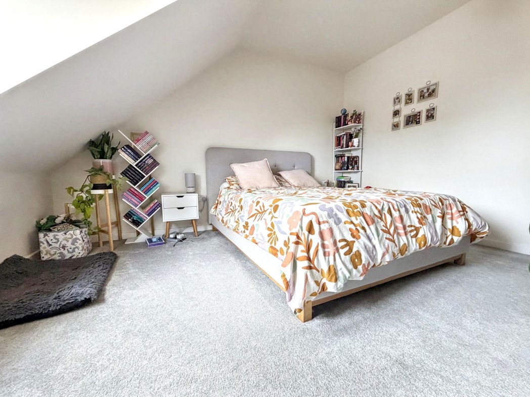 Property image 17 of 22