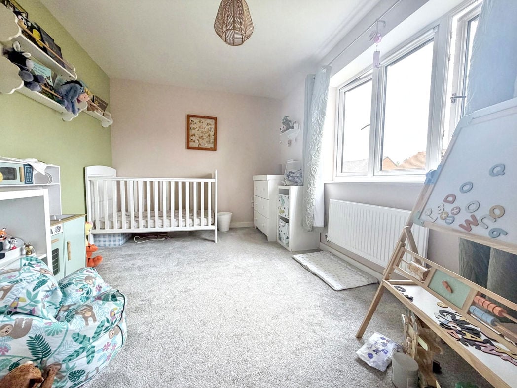 Property image 8 of 22