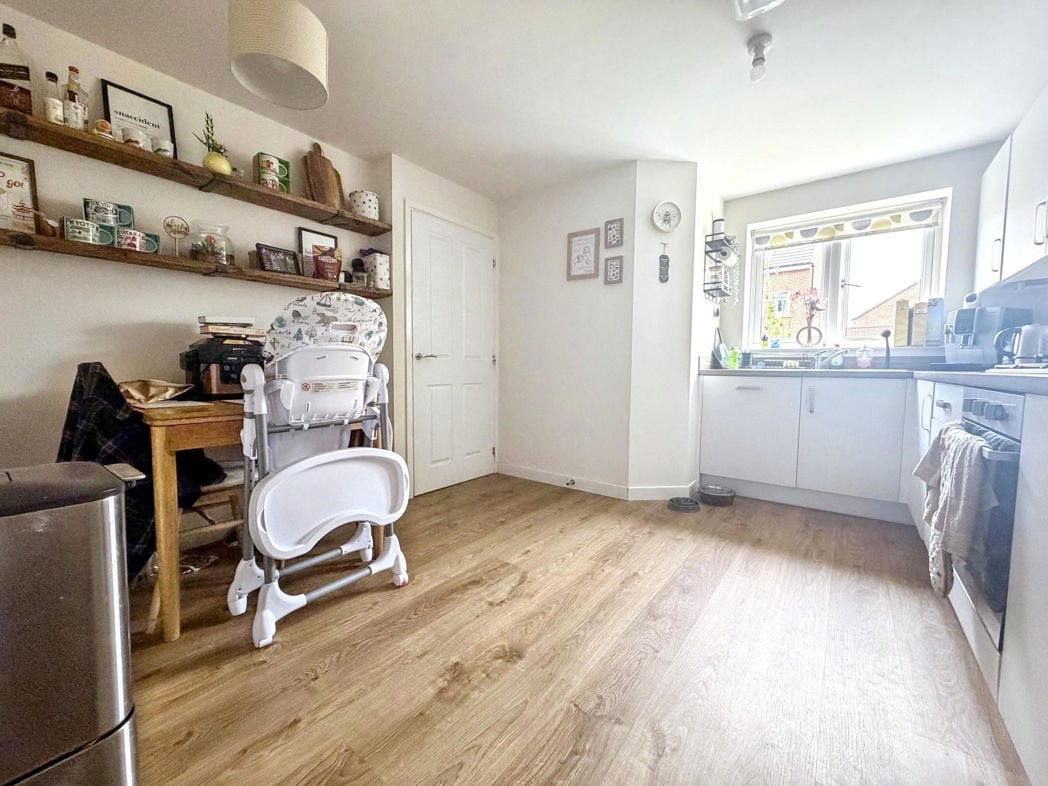 Property image 6 of 22