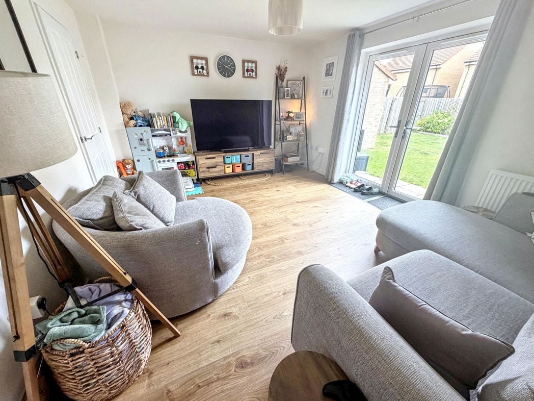 Property image 4 of 22