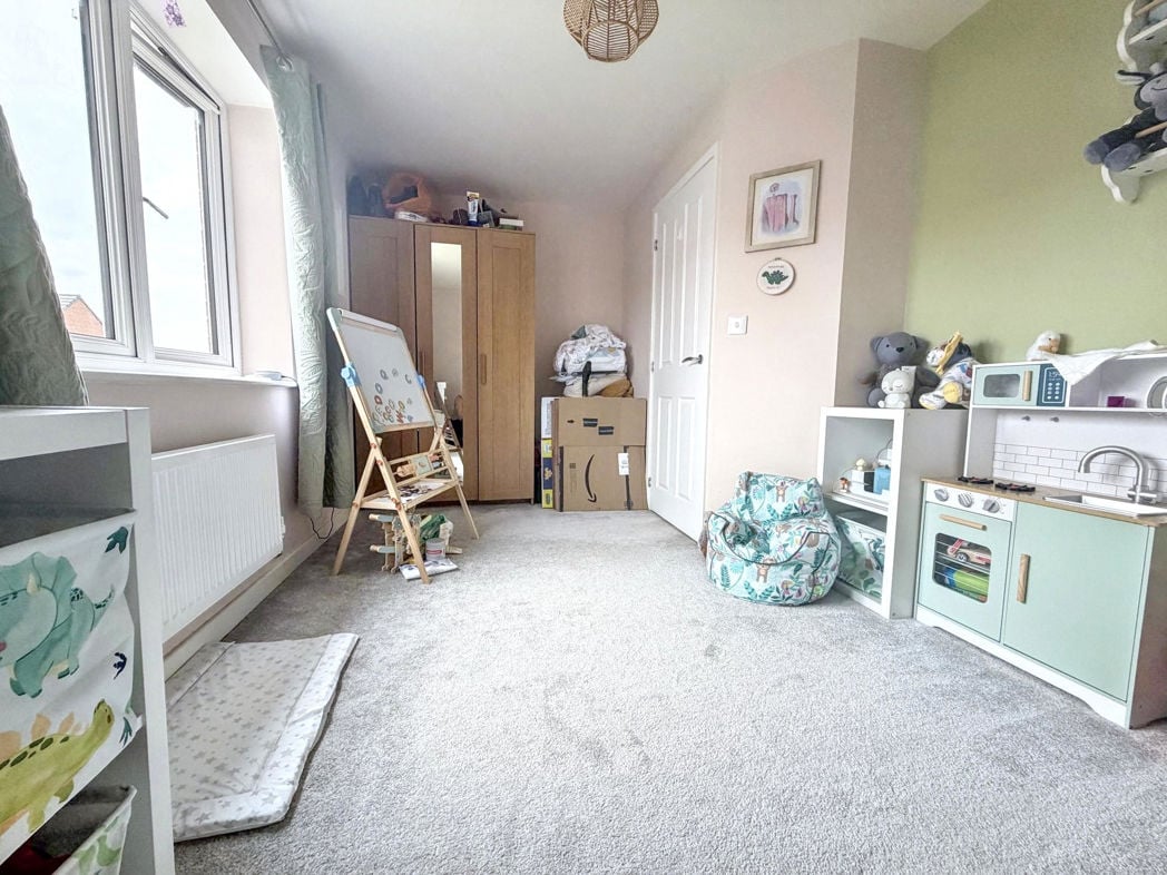Property image 9 of 22