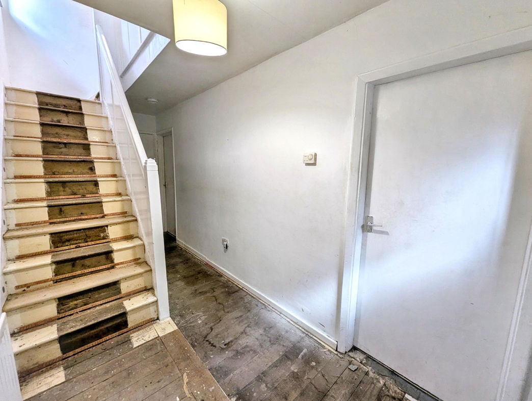 Property image 8 of 23