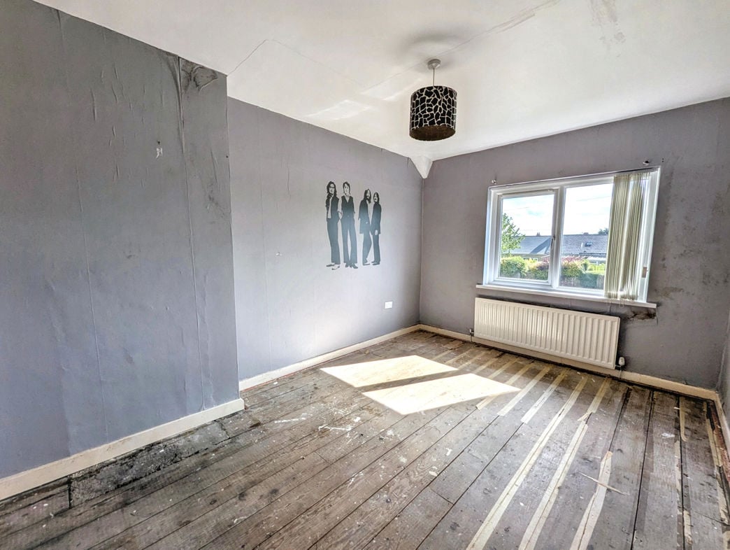 Property image 12 of 23