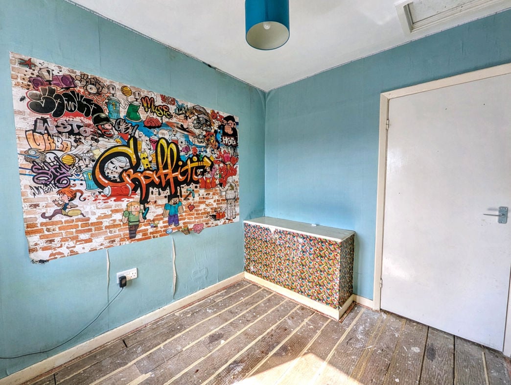 Property image 17 of 23