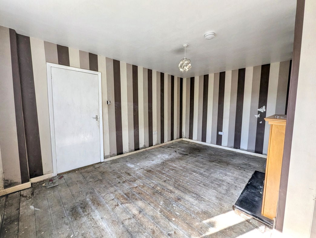 Property image 4 of 23
