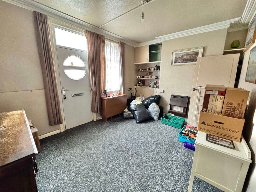 Property image 8 of 15