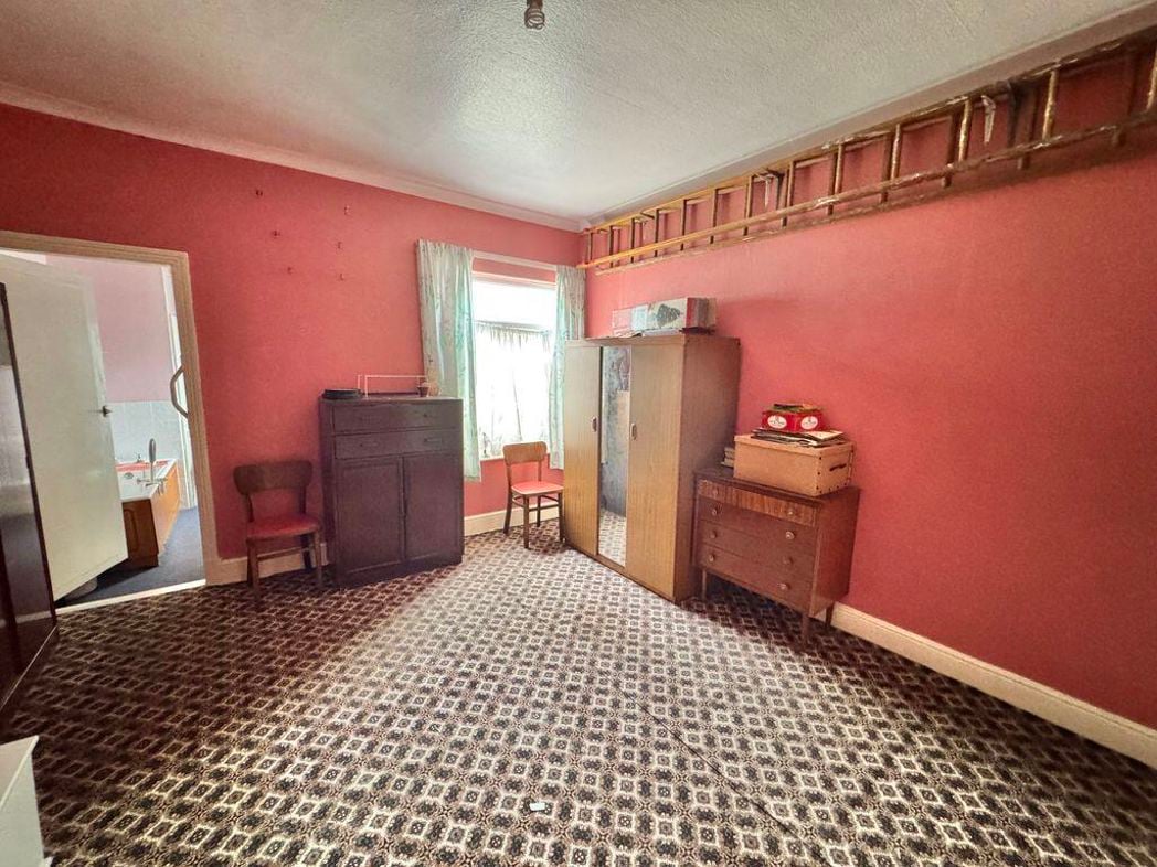 Property image 3 of 15