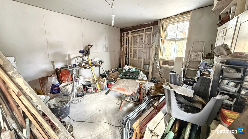 Annex/Garage - Ground Floor
