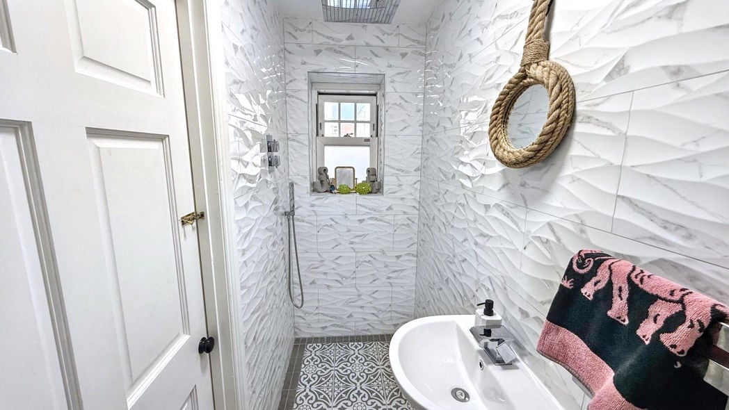 Property image 23 of 57