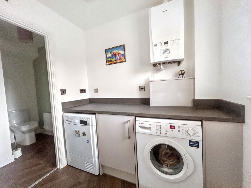 Property image 5 of 16
