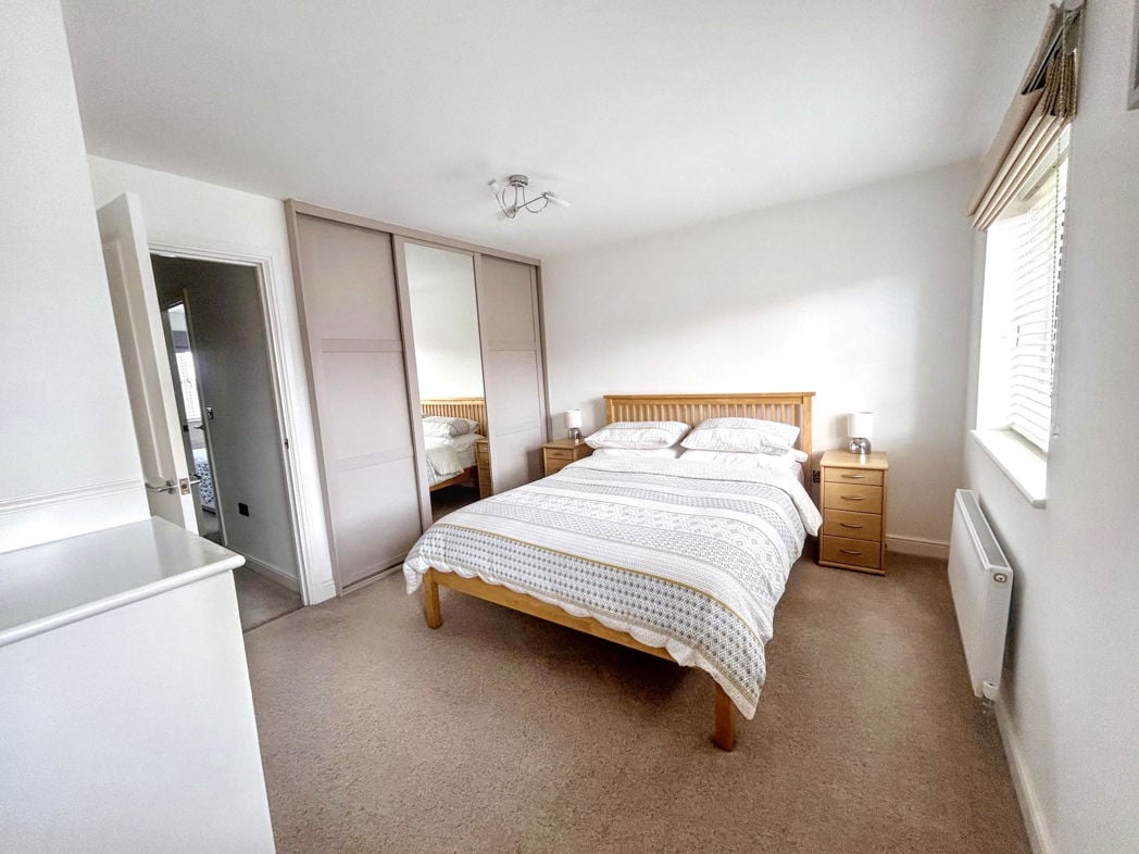 Property image 10 of 16