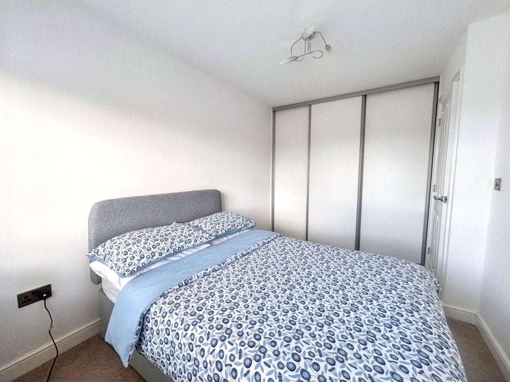 Property image 12 of 16