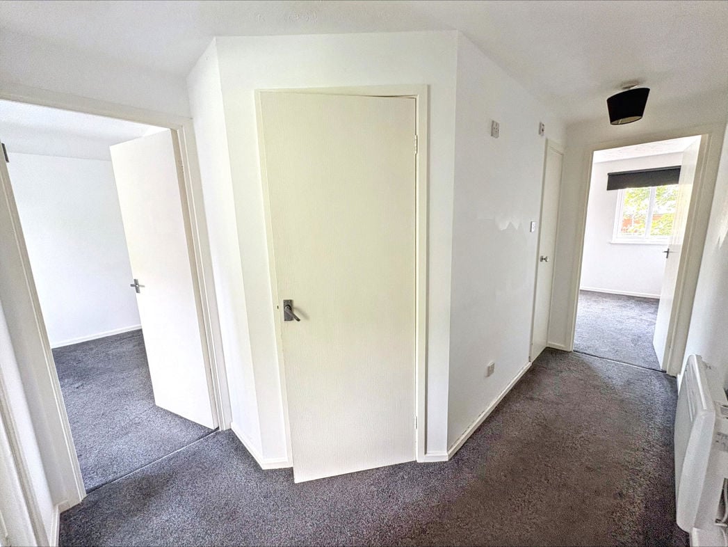 Property image 10 of 11