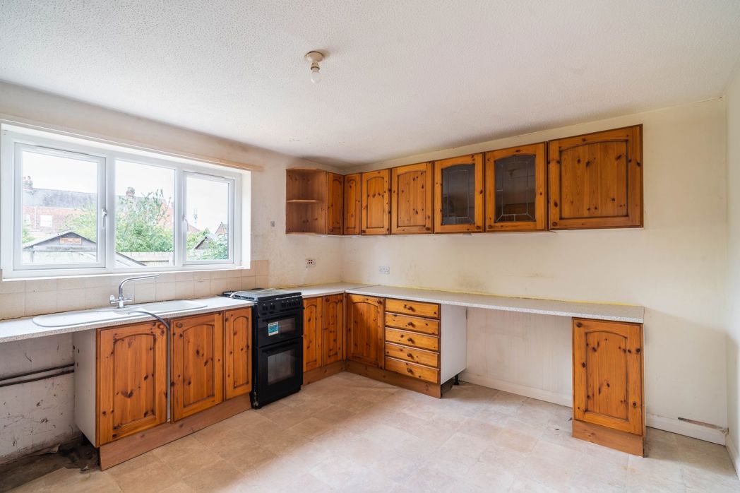 Property image 23 of 31