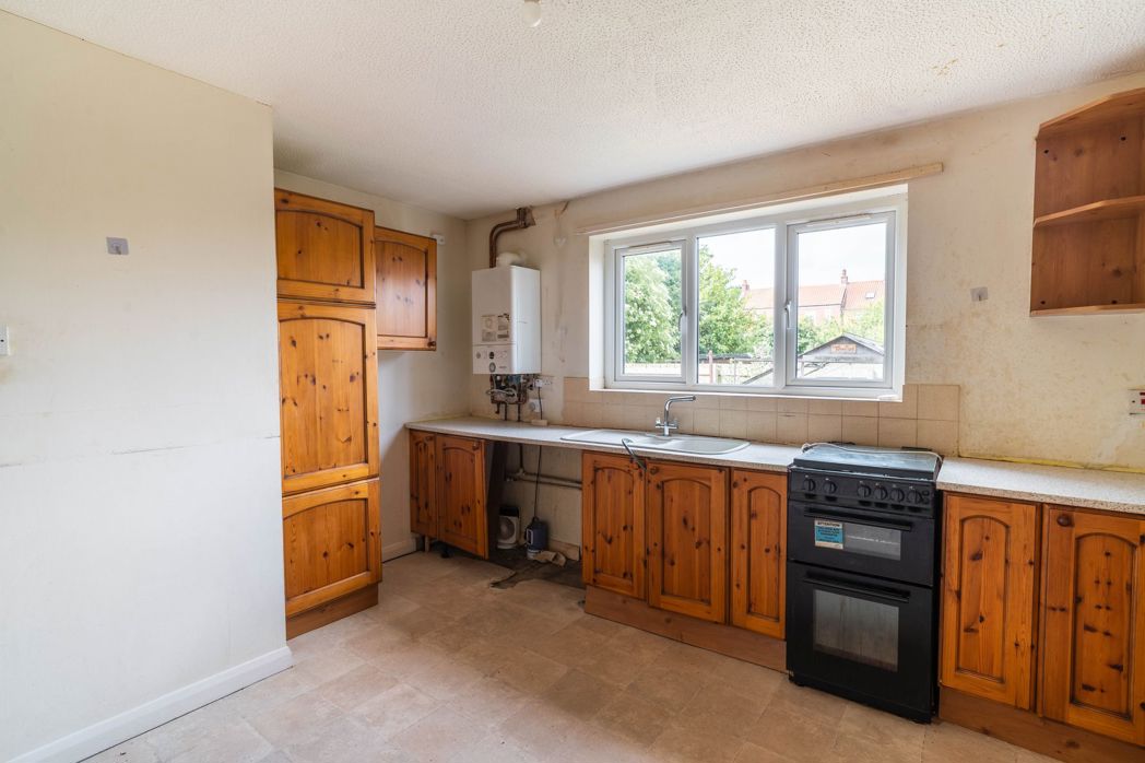 Property image 24 of 31
