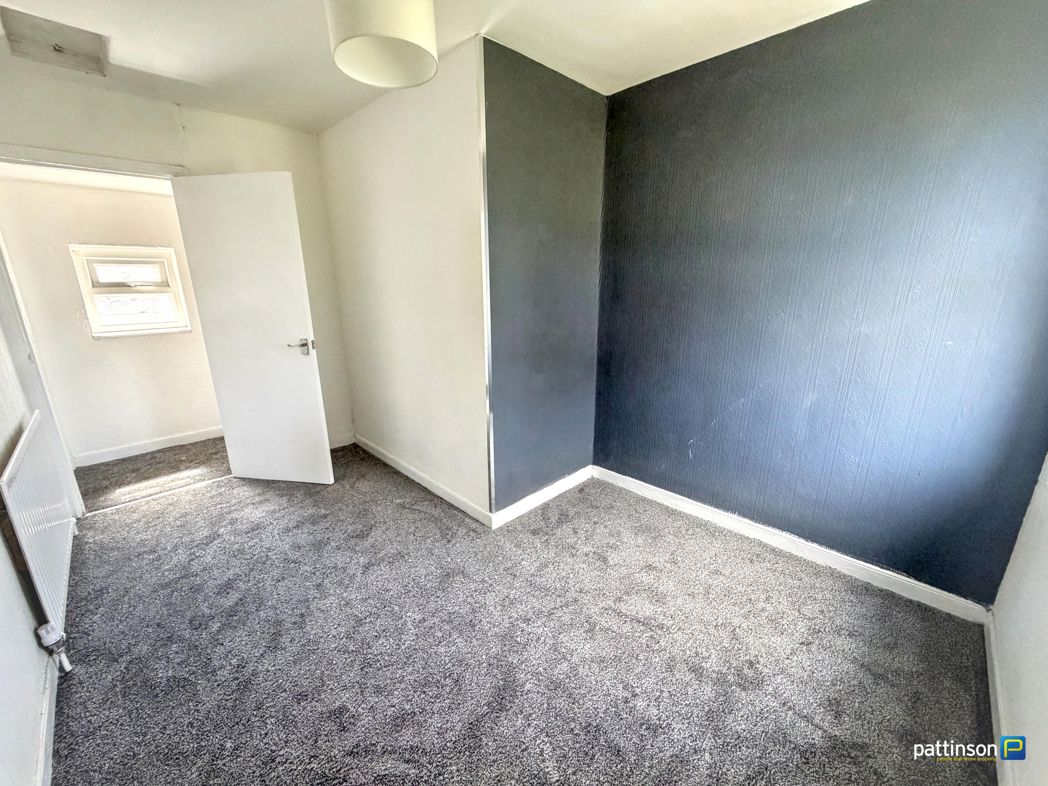 Property image 8 of 13