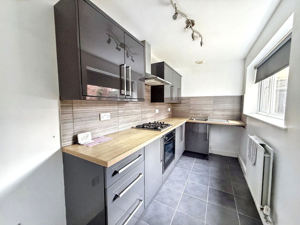 Property image 4 of 8