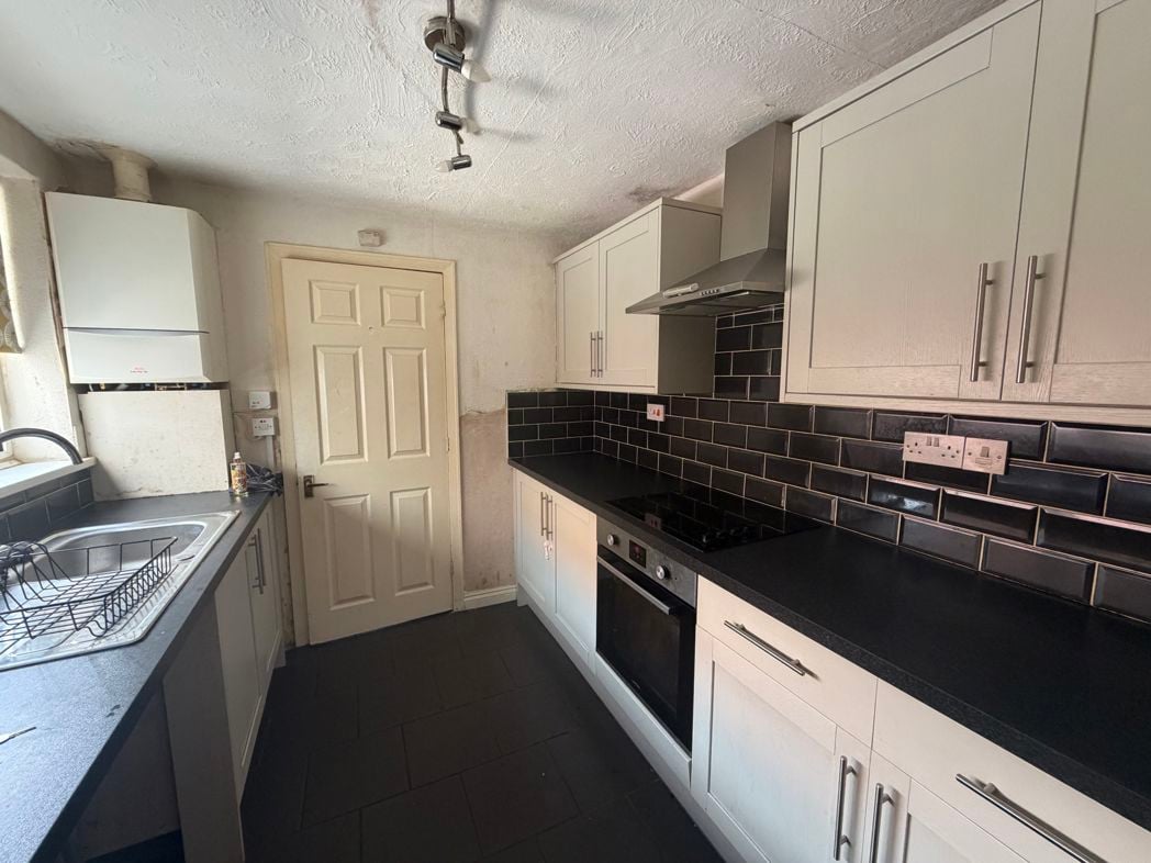 Property image 4 of 6