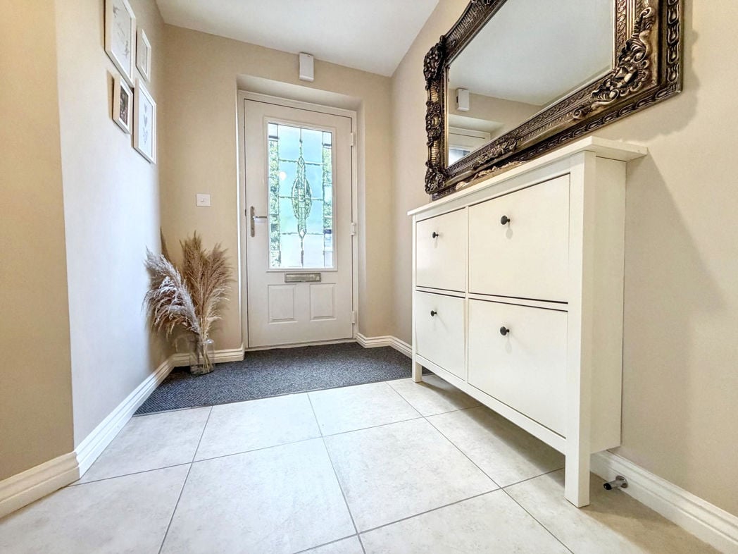 Property image 6 of 34