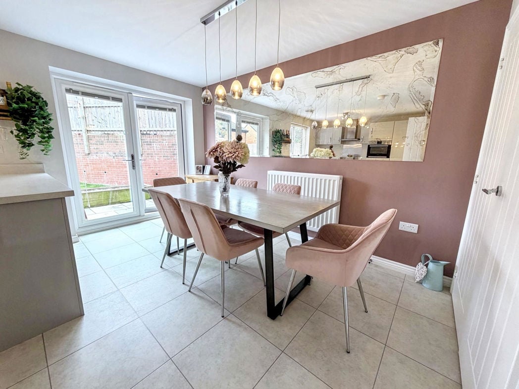 Property image 12 of 34