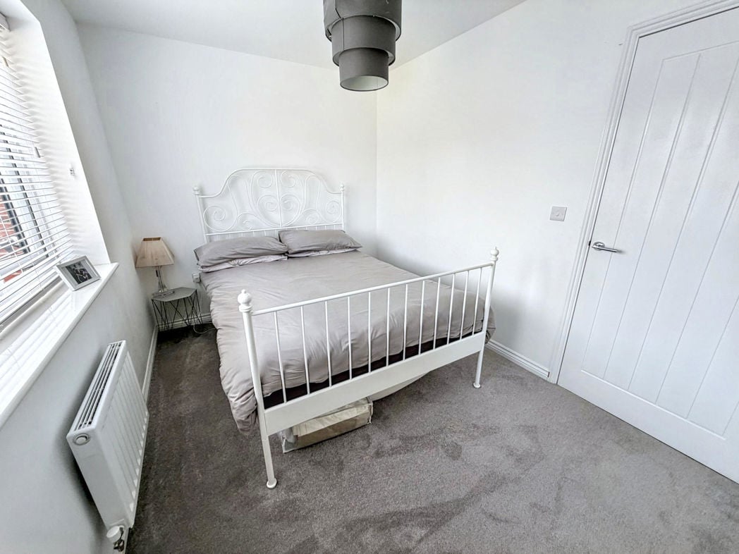 Property image 26 of 34