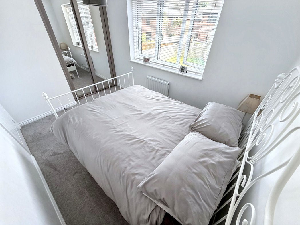 Property image 27 of 34