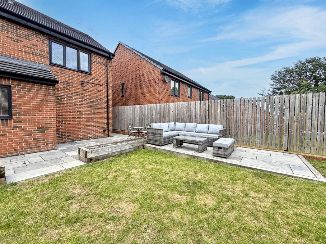 Property image 32 of 34