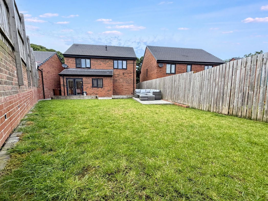 Property image 34 of 34