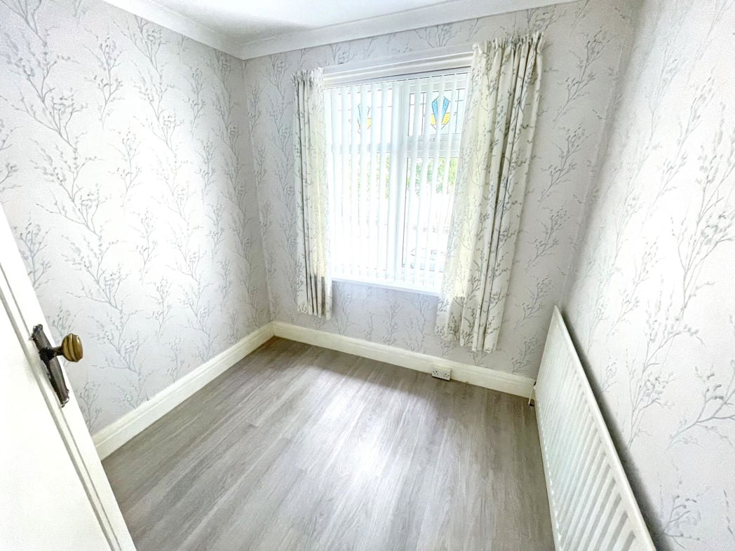 Property image 7 of 9