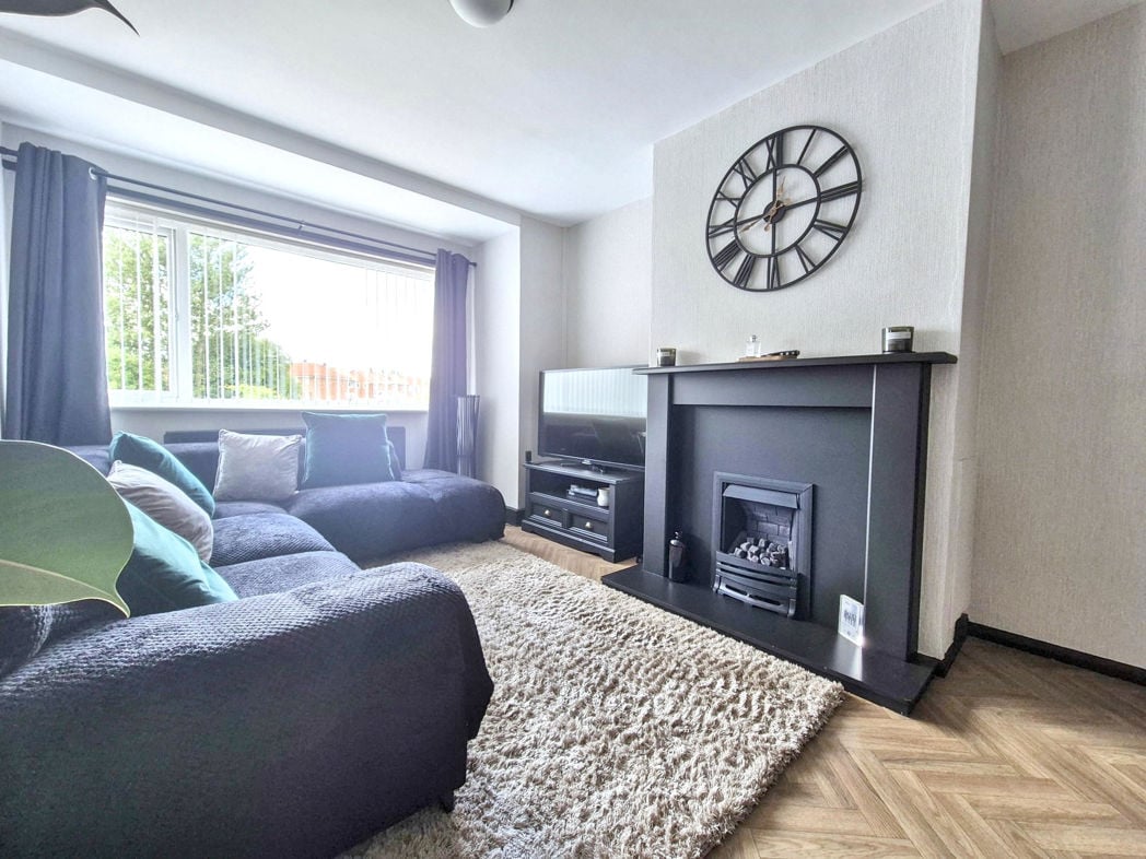 Property image 2 of 18