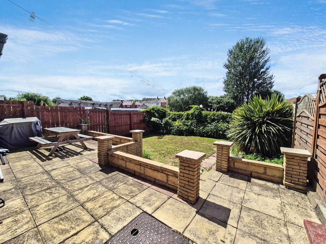 Property image 17 of 18