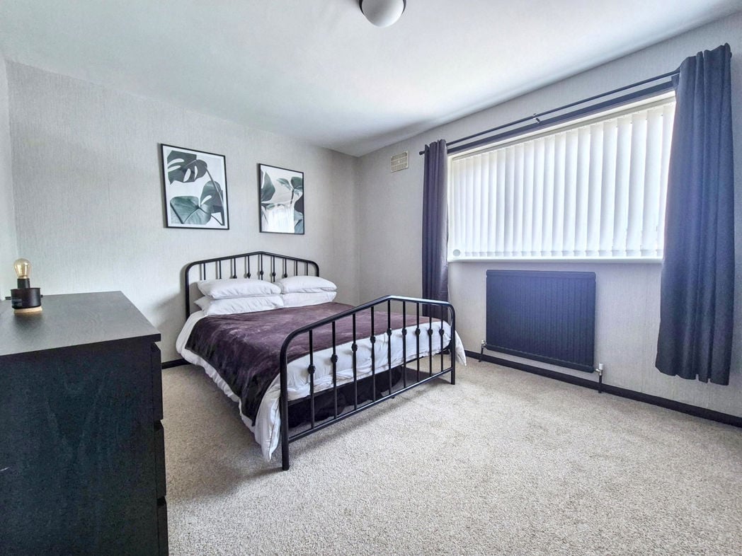 Property image 12 of 18