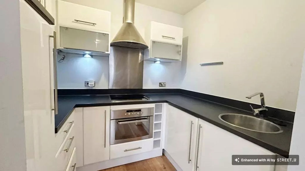Property image 2 of 12
