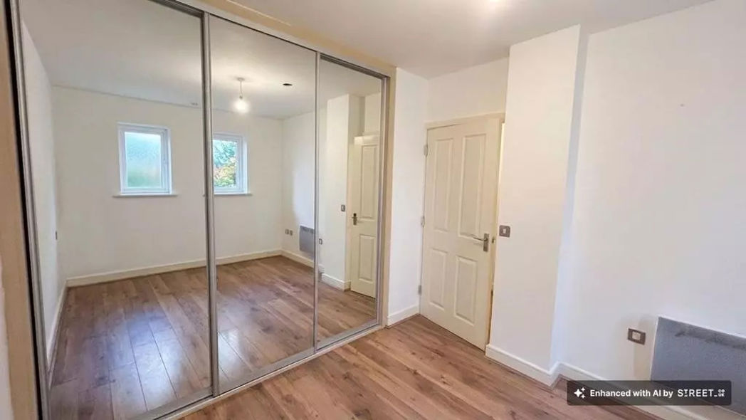 Property image 10 of 12