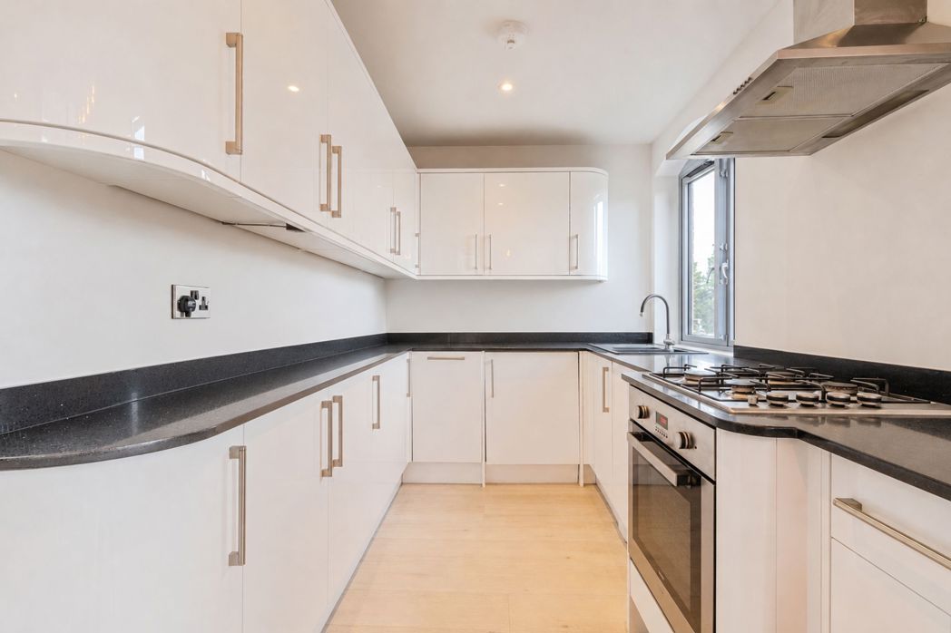 Property image 18 of 26