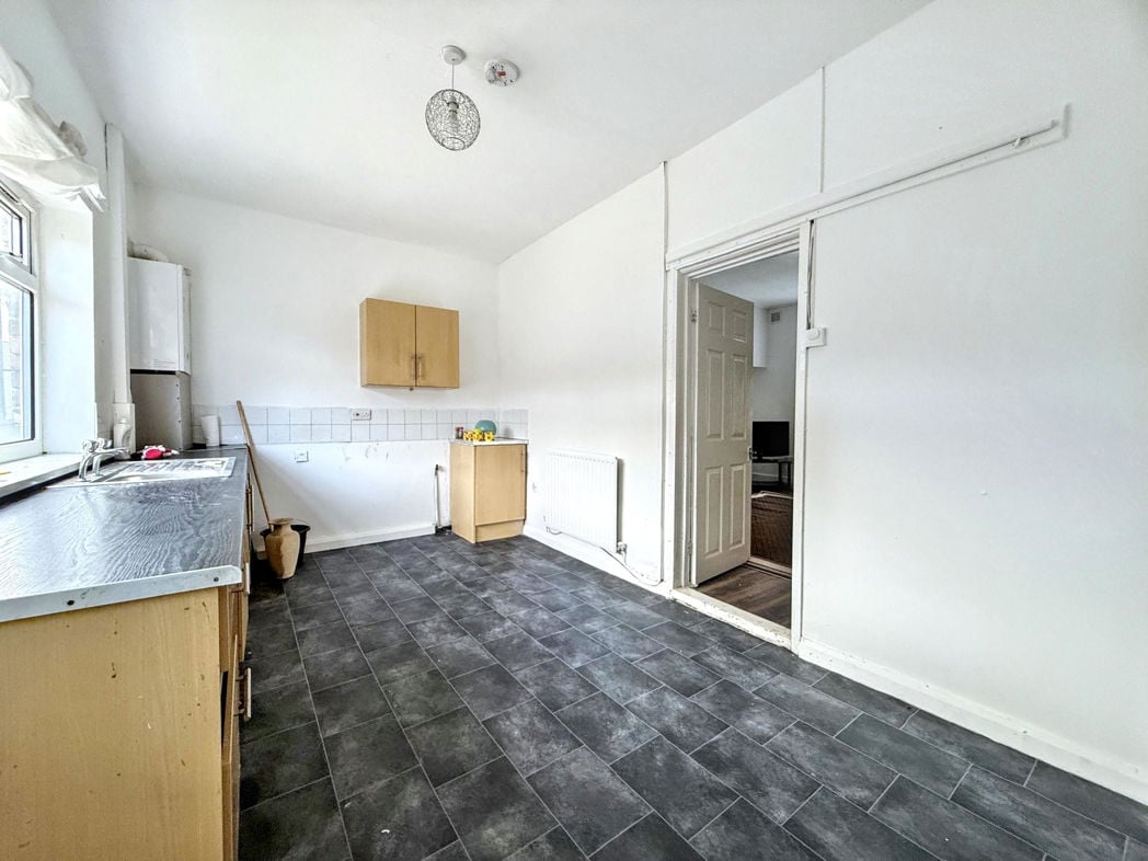 Property image 5 of 10