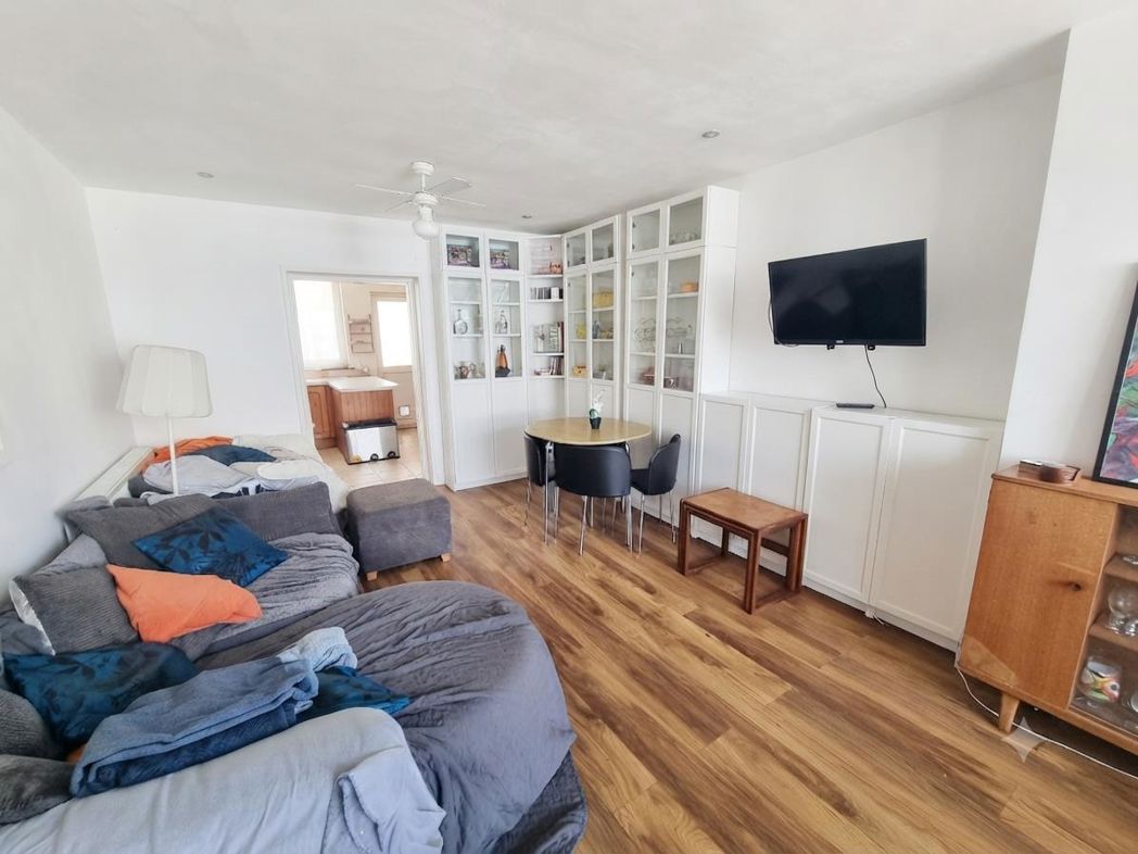 Property image 3 of 12