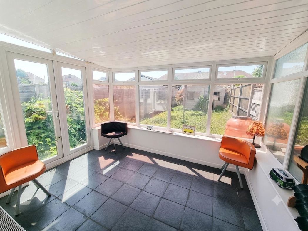 Property image 5 of 12