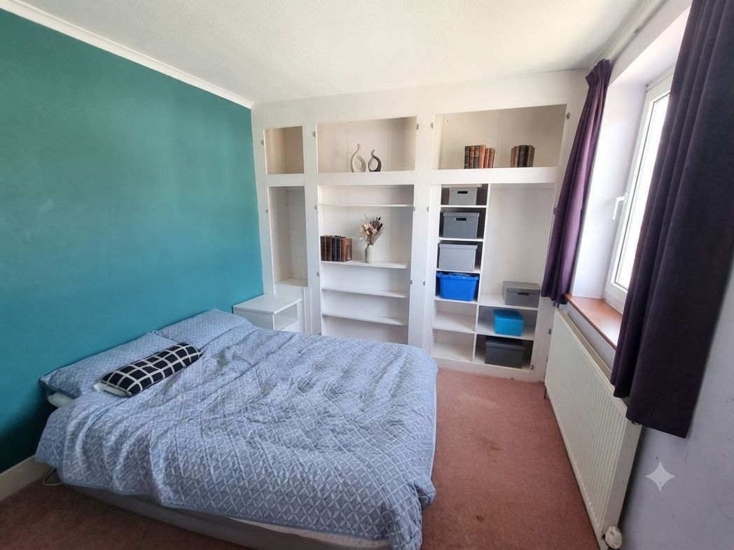 Property image 6 of 12
