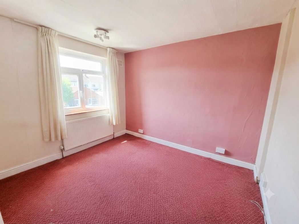 Property image 7 of 12