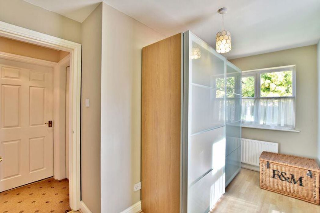 Property image 10 of 23