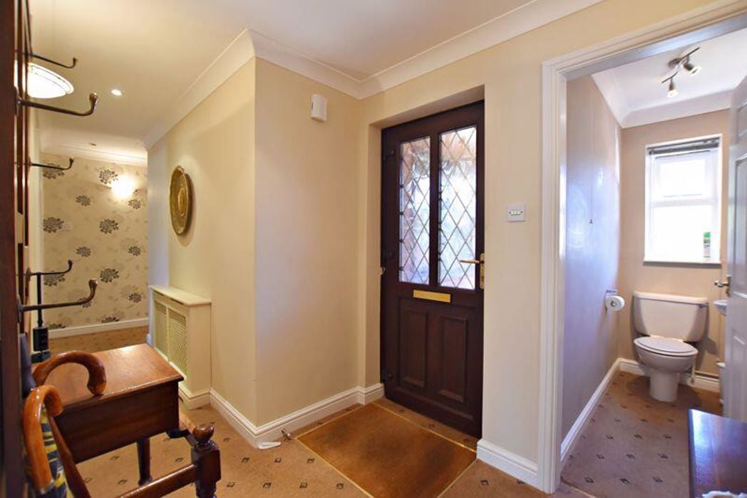 Property image 9 of 23
