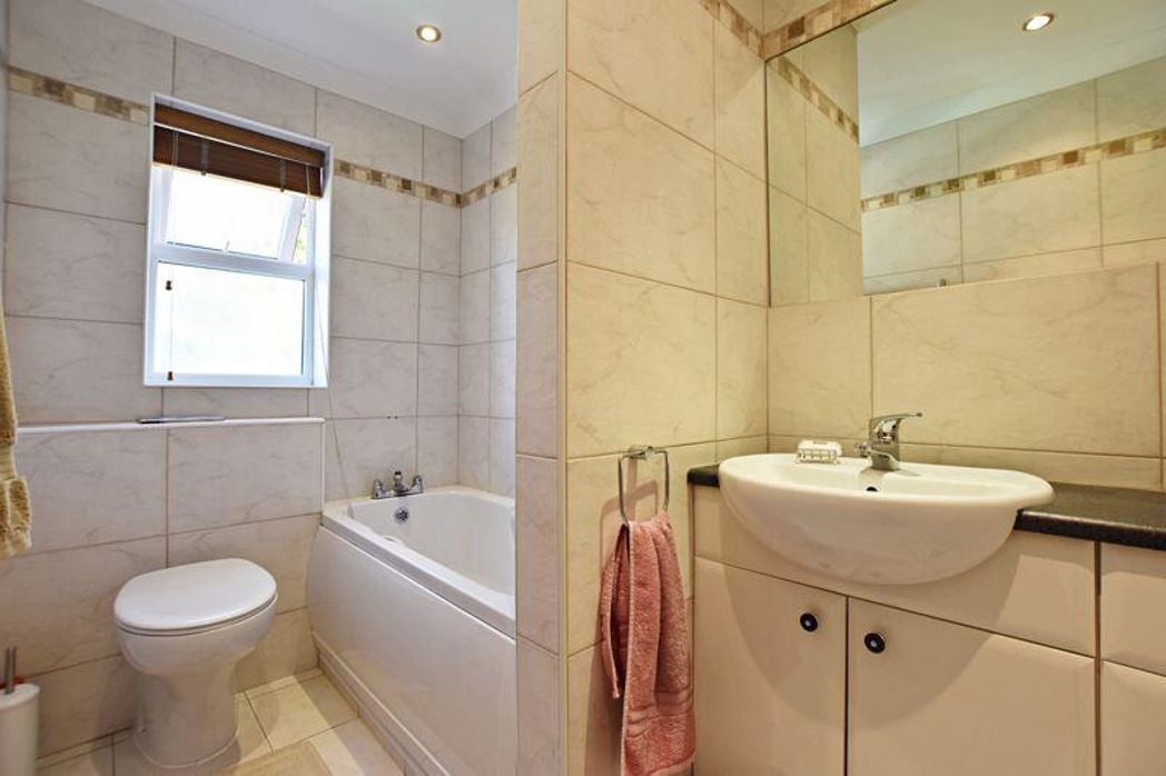 Property image 15 of 23