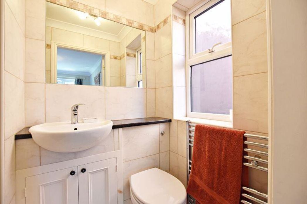 Property image 16 of 23