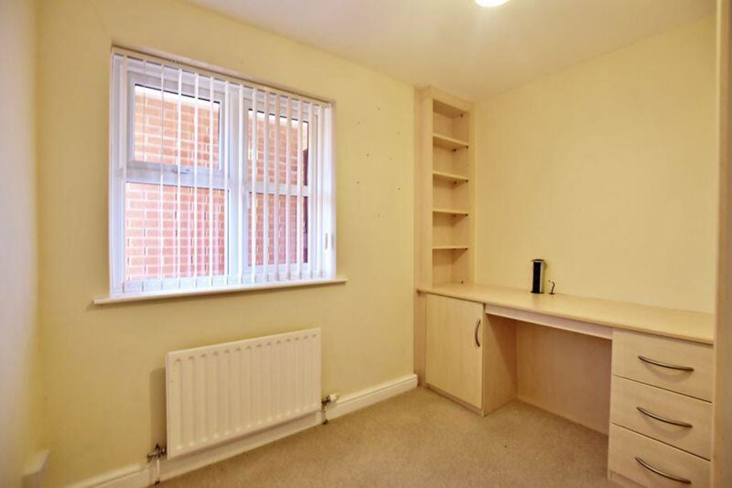 Property image 14 of 23