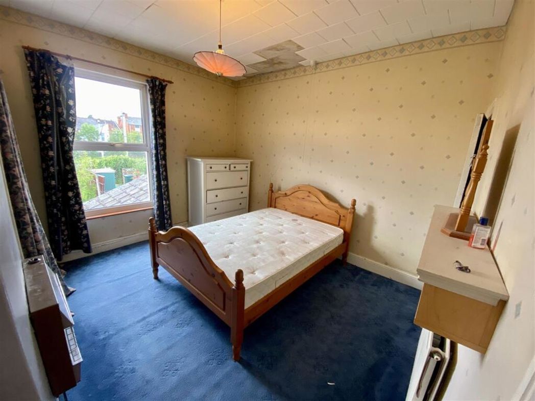 Property image 6 of 8
