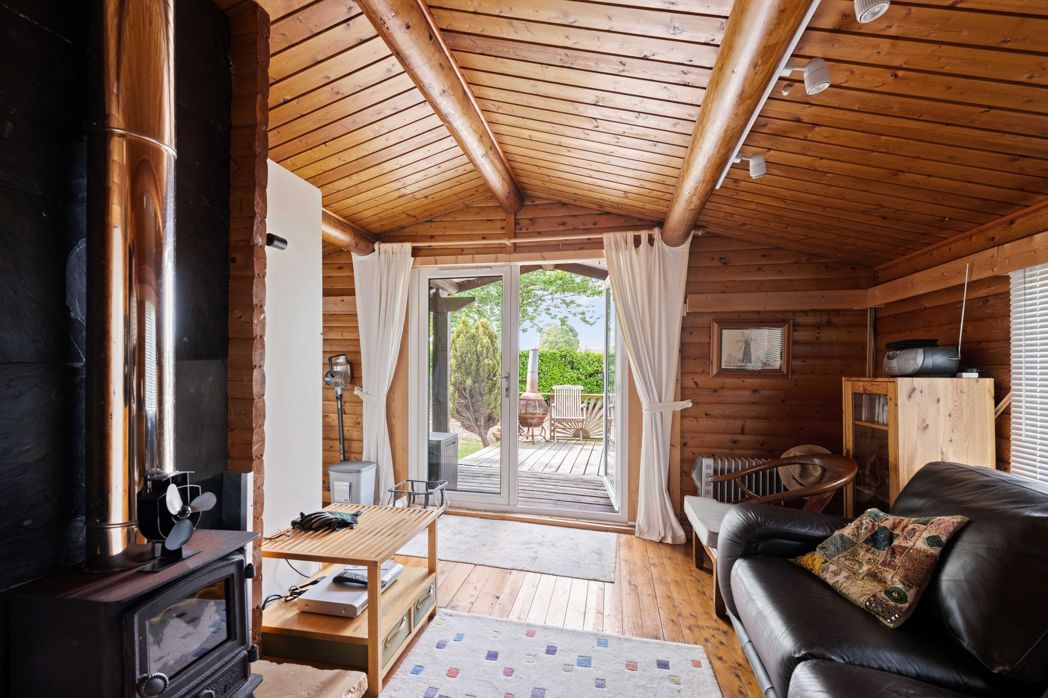 Property image 6 of 26