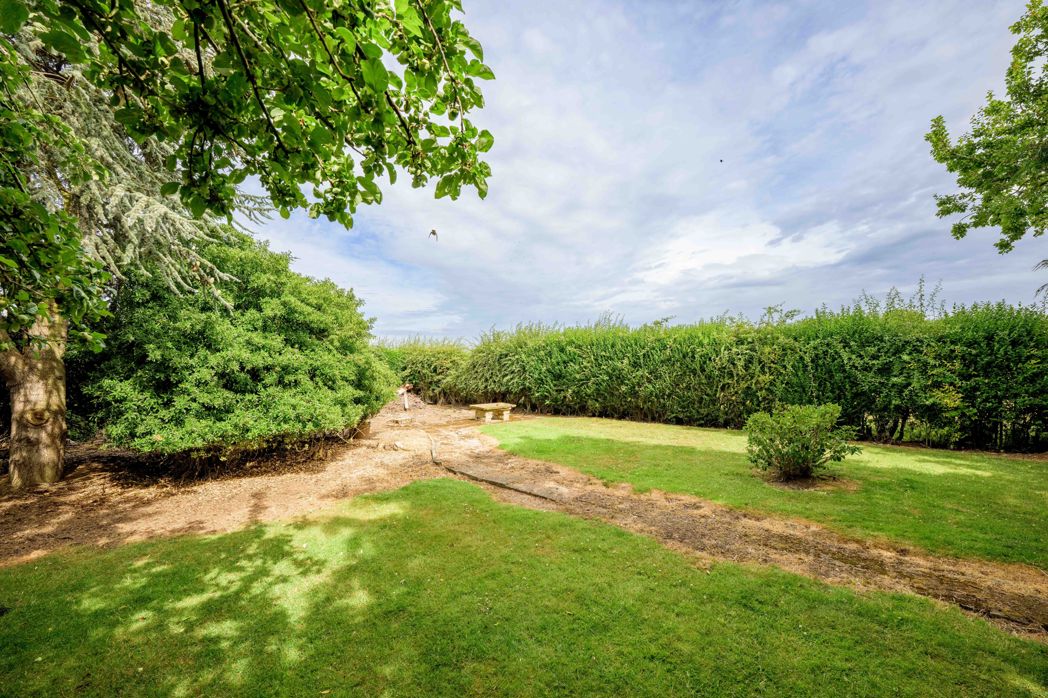 Property image 10 of 26